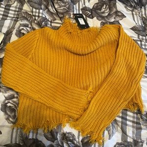 Mustard crop sweater